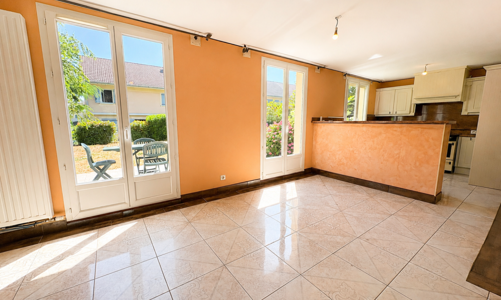 Vente maison 5 pièces à Rumilly - réf. 4898 - Photo 2